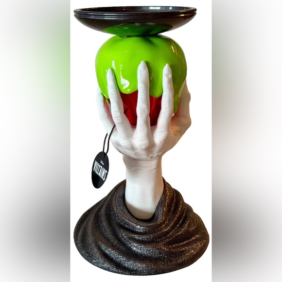 BATH & BODY WORKS DISNEY
Villains Evil Queen Poison
Apple Candle Holder NIB - Picture 5 of 5